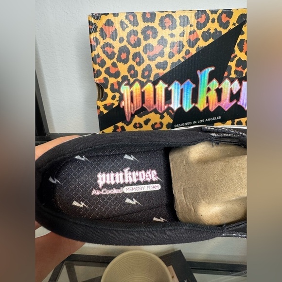 NWT Skechers Punkrose Volt'd-Crazy Core Lifestyle Slip On Loafers Black Size 7.5 - Picture 6 of 6
